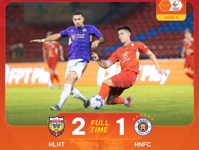 Bảng xếp hạng V-League mới nhất: CLB CAHN bám đuổi quyết liệt ngôi đầu, HAGL không còn chạm đáy- Ảnh 2.
