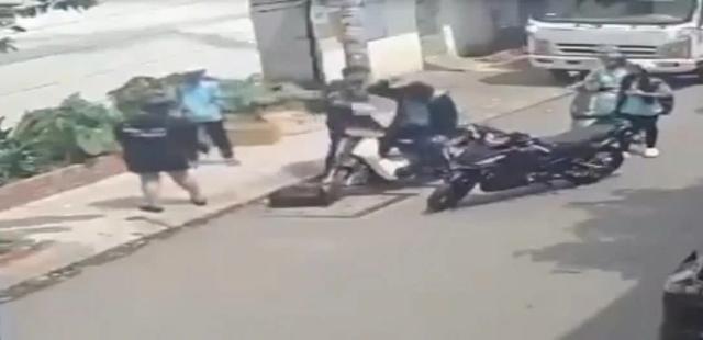 TP.HCM: Chạy xe nẹt pô, 2 học sinh bị hành hung đến xuất huyết não - Ảnh 1.