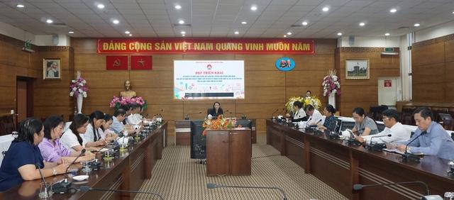 TP . HCM thí điểm hạn chế học sinh sử dụng điện thọai di động trong giờ ra chơi - Ảnh 3.