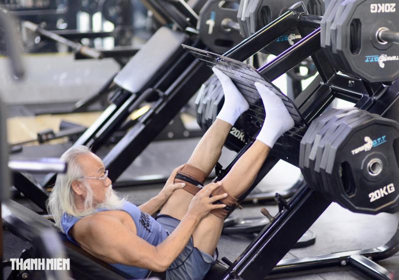 Ông Ừng A Pẩu - Gymer 71 tuổi với phong cách thể hình không tuổi - Ảnh 5.