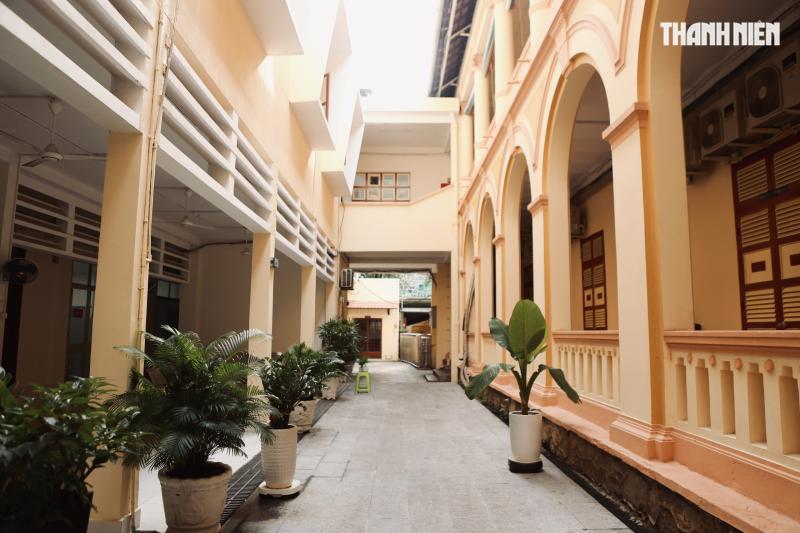Độc đáo trụ sở UBND phường Sài Gòn cổ hơn nhà thờ Đức Bà ở TP.HCM- Ảnh 5.