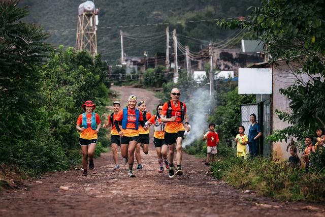Cung đường tuyệt đẹp, đạt chuẩn quốc tế của giải Vietnam Highlands Trail 2025- Ảnh 3.
