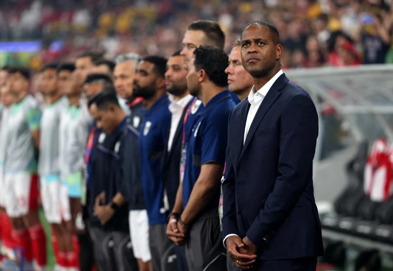 Chuyên gia Indonesia muốn PSSI mời HLV Park Hang-seo dẫn dắt đội tuyển thay người thất bại Kluivert- Ảnh 2.
