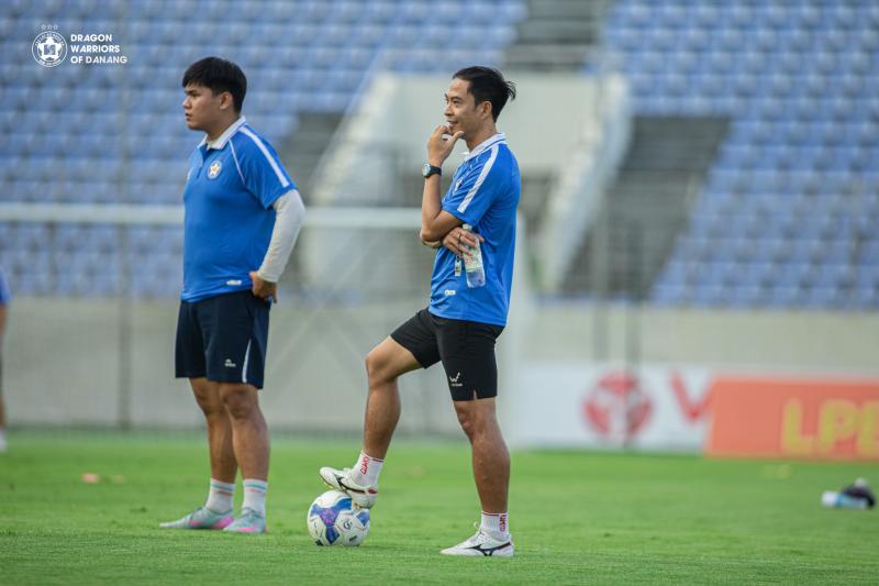 'Cối xay' V-League khắc nghiệt, càng giúp HLV nội lên tay?- Ảnh 4.