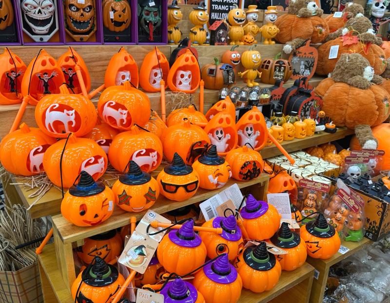 Hôm nay là lễ Halloween: Ngày này được tổ chức thế nào, Việt Nam có gì khác? - Ảnh 3.