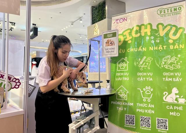 Chó, thỏ, chuột hamster... lần đầu tiên được vào sảnh trung tâm thương mại vui chơi - Ảnh 5.