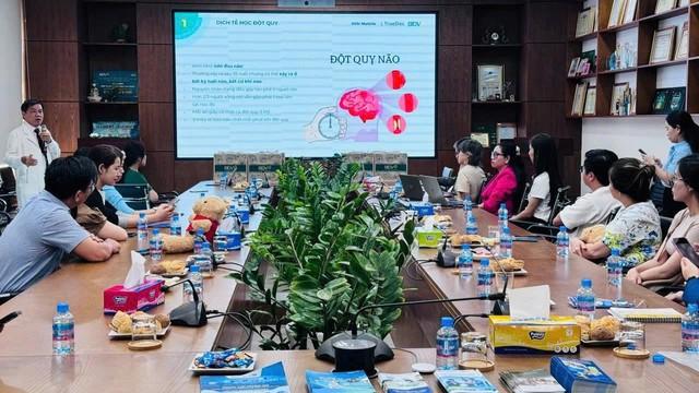 BIDV MetLife đồng hành nâng cao hiểu biết phòng đột quỵ cho khách hàng- Ảnh 1.