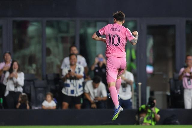 Messi lập cú đúp ngoạn mục ở Mỹ, mừng như bắt được của là… đội tuyển Argentina- Ảnh 2.