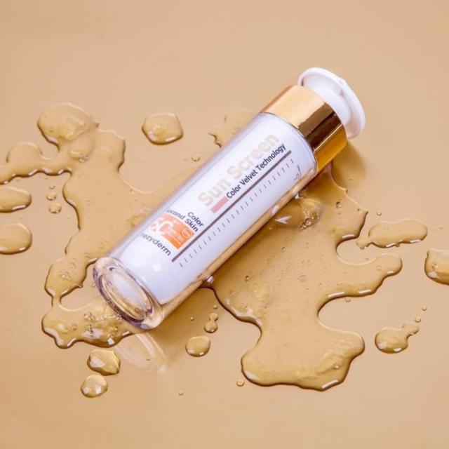 Top 3 kem chống nắng nâng tone cứ thoa là da phát sáng, filter trở nên thừa

- Ảnh 4.