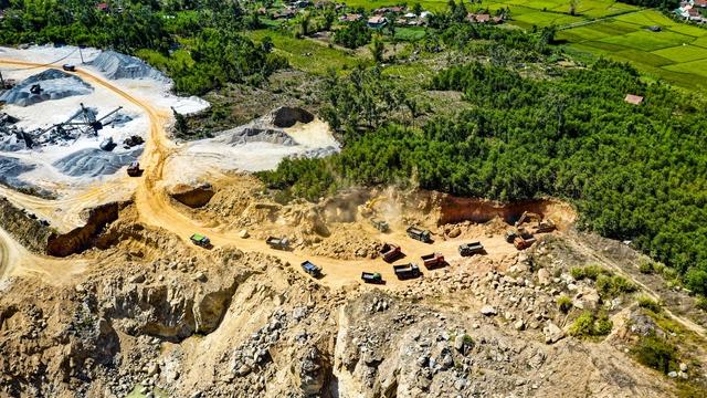Quảng Ngãi: Hủy kết quả trúng đấu giá 7 mỏ đất san lấp- Ảnh 1.