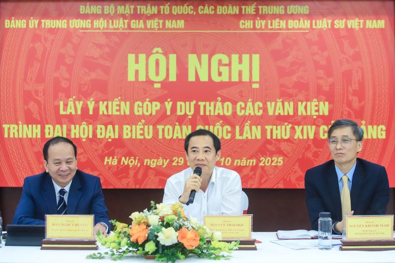 'Chúng ta bán 5 tấn gạo không bằng người ta bán vài con chip' - Ảnh 2.