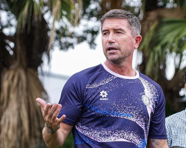 Sếp lớn CLB Hà Nội nói điều bất ngờ trong ngày huyền thoại Harry Kewell ra mắt truyền thông- Ảnh 5.