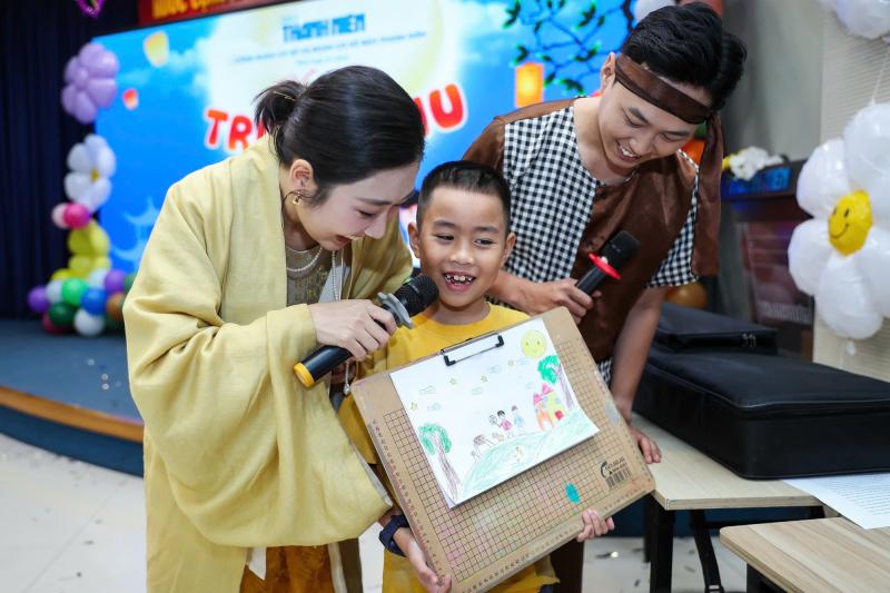 'Trung thu vui nhất mà em từng biết'- Ảnh 8.