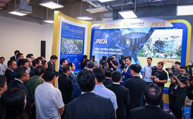 ‘Siêu cảng’ Việt Nam SuperPort™ của T&T Group gây ấn tượng mạnh tại VIIE 2025 - Ảnh 1.