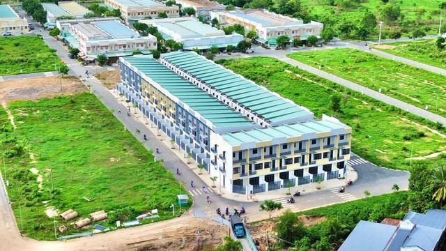 Người trẻ tìm về bến đỗ an cư gọi tên Phước Đông New City - Ảnh 1.
