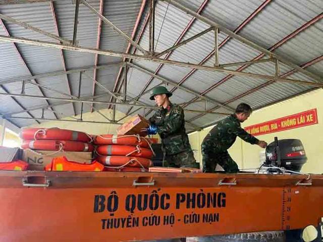 Bão số 12 và không khí lạnh gây đợt mưa đến 900 mm - Ảnh 2.