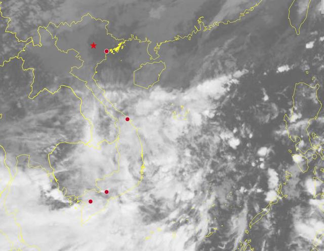 Xuất hiện vùng áp thấp trên Biển Đông, Trung và Nam bộ mưa lớn đến cuối tháng - Ảnh 1. Xuất hiện vùng áp thấp trên Biển Đông, Trung và Nam bộ mưa lớn đến cuối tháng - Ảnh 1.