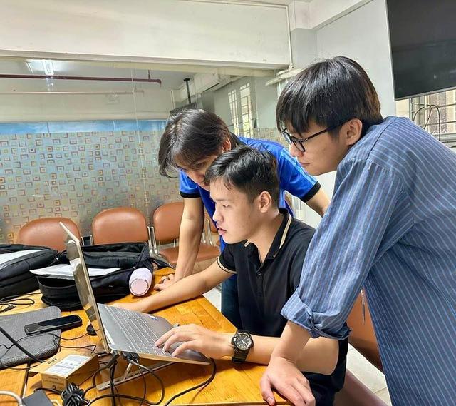 Quy định mới về giảng viên ĐH, lần đầu có khái niệm ‘giảng viên đồng cơ hữu’  - Ảnh 1.