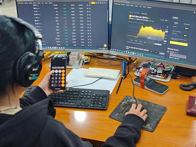 Thế giới ngầm tiền số ở Việt Nam: Sàn thật chưa có, sàn ảo mạnh tay 'lùa gà'- Ảnh 1.