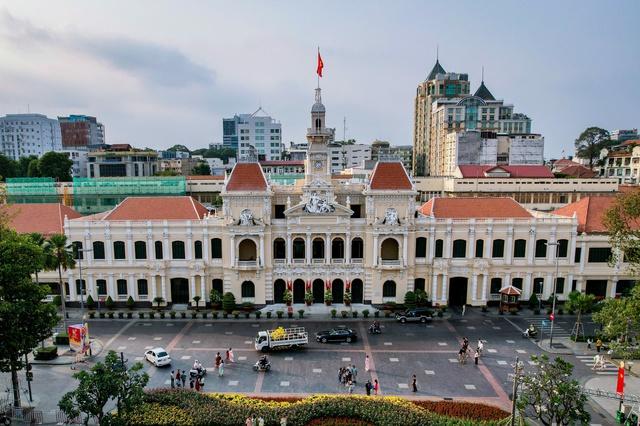 TP.HCM thu ngân sách hơn 570.000 tỉ đồng - Ảnh 1.