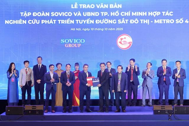 Thời khắc 'vàng' để Việt Nam vươn khơi ra đại dương - Ảnh 2.