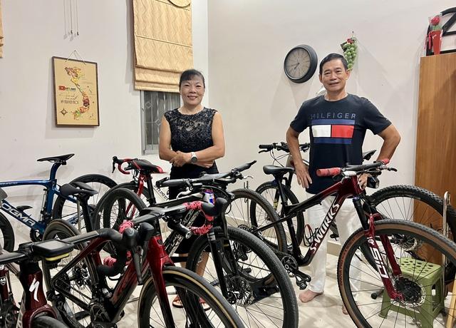 Bí quyết giữ sức khỏe tốt từ đôi vợ chồng lớn tuổi vượt qua bệnh tật - Ảnh 1.