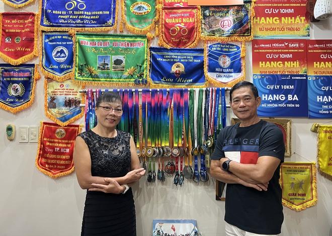 Bí quyết giữ sức khỏe tốt từ đôi vợ chồng lớn tuổi vượt qua bệnh tật - Ảnh 3.