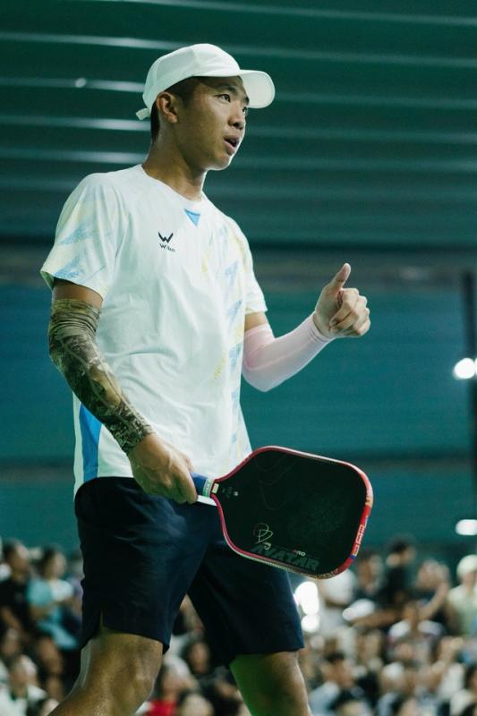 Hai VĐV pickleball Quang Dương và Vinh Hiển chung tay cùng đồng bào vùng lũ miền Bắc - Ảnh 2.