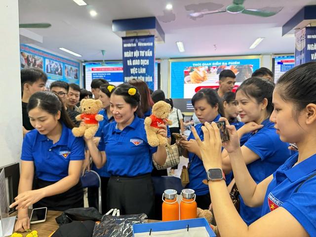 Đưa việc làm đến với người lao động- Ảnh 1.