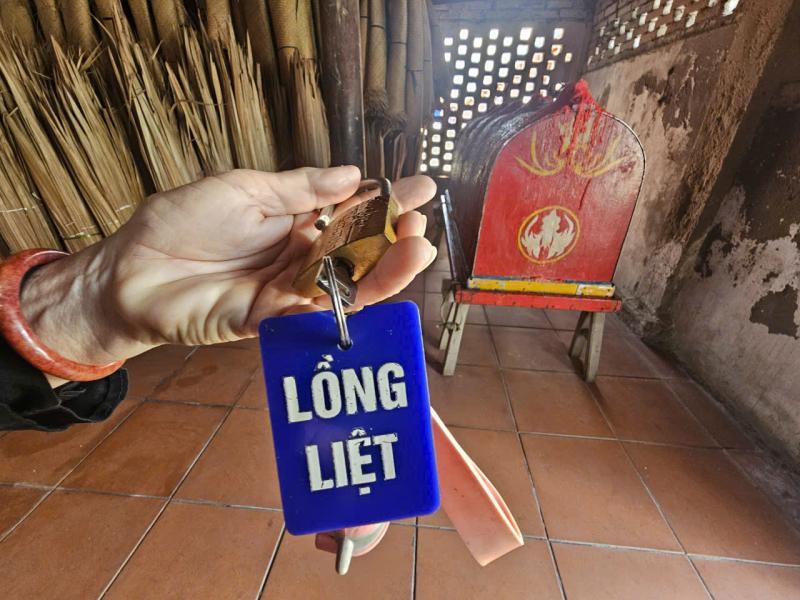 Nhà lớn Long Sơn có cây me trăm tuổi ở đâu, lồng liệt có gì lạ? - Ảnh 7.