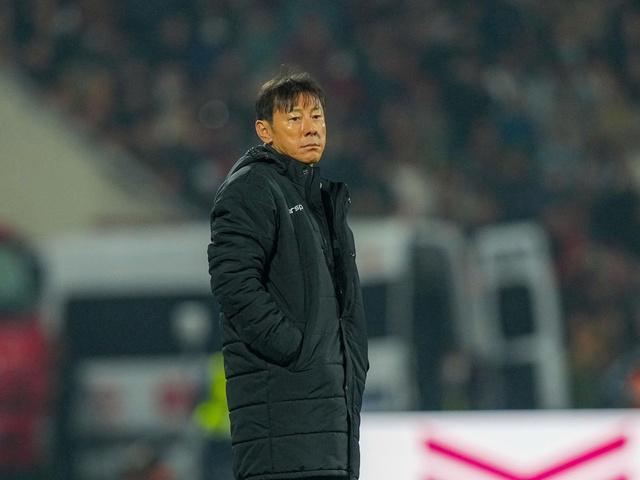 HLV Shin Tae-yong phủ nhận trở lại Indonesia giữa hỗn loạn,  HLV Kluivert được đền bù 'khủng'- Ảnh 2.