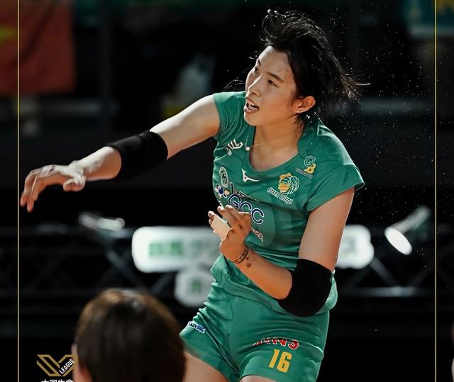 Thanh Thúy công hay, thủ giỏi giúp CLB Gunma Green Wings tiếp mạch thắng tại Nhật Bản- Ảnh 1.