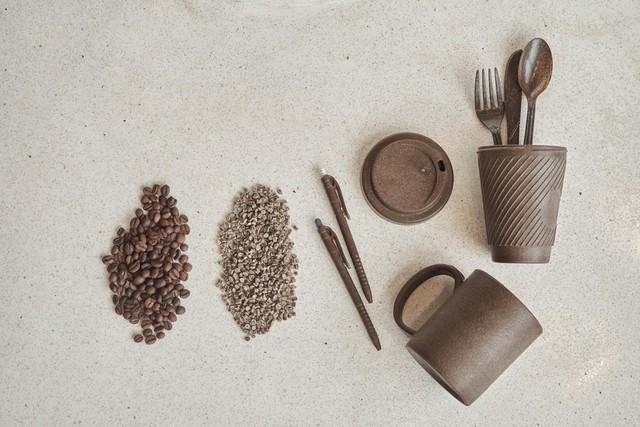 Từ bã cà phê đến chiếc ly xanh - Câu chuyện tái sinh của AirX Coffee - Ảnh 1.