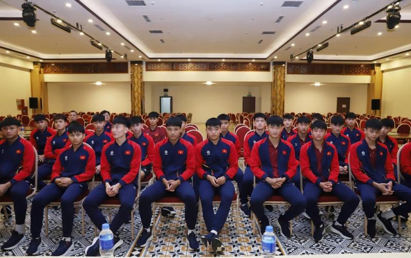 Chủ tịch VFF Trần Quốc Tuấn giao nhiệm vụ quan trọng cho U.17 Việt Nam, mong có vé châu Á- Ảnh 2.