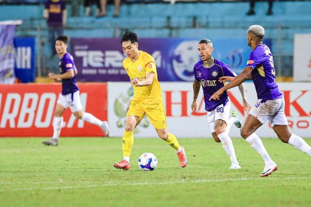 Lịch thi đấu V-League ngày 8.11: Tân binh nếm trải sự khốc liệt, HLV Popov thừa thắng xông lên- Ảnh 3.