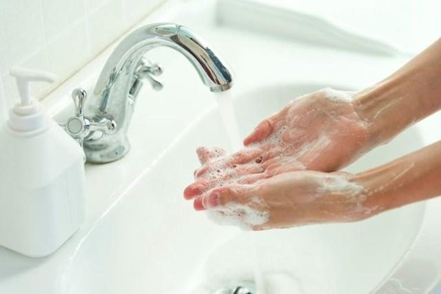 Phòng ngừa nhiễm trùng từ vết thương hở: Bật mí từ chuyên gia da liễu- Ảnh 2.
