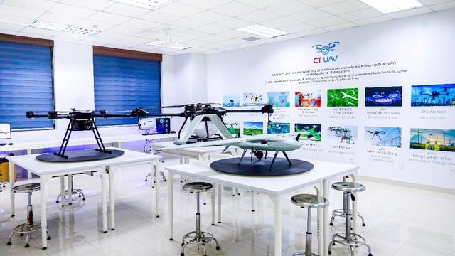 Món quà 20.11 của CT Group: Lab UAV dẫn dắt robot nông nghiệp tặng ĐH Cần Thơ- Ảnh 2.