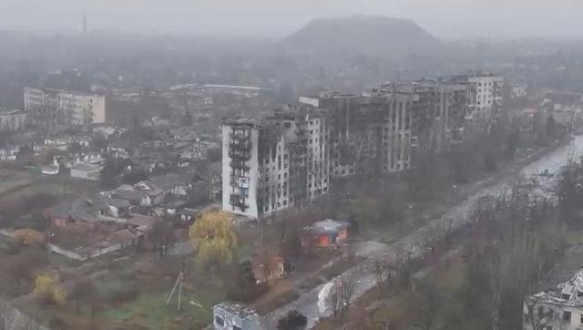 Chiến sự Ukraine ngày 1.359: Zaporizhzhia thất thế, ông Zelensky thị sát thực địa - Ảnh 1.