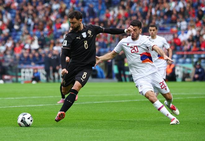 Vắng Ronaldo vì án phạt, Bồ Đào Nha vẫn thắng Armenia với tỷ số kinh ngạc 9-1: Có vé World Cup- Ảnh 3.