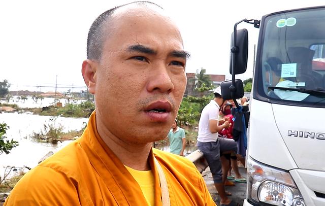 Người rốn lũ Hòa Xuân thở dài: 'Một đêm mà trắng tay hết'- Ảnh 2.