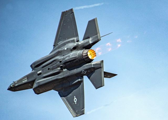 Lầu Năm Góc lo công nghệ tiêm kích F-35 lọt vào tay Trung Quốc - Ảnh 1.