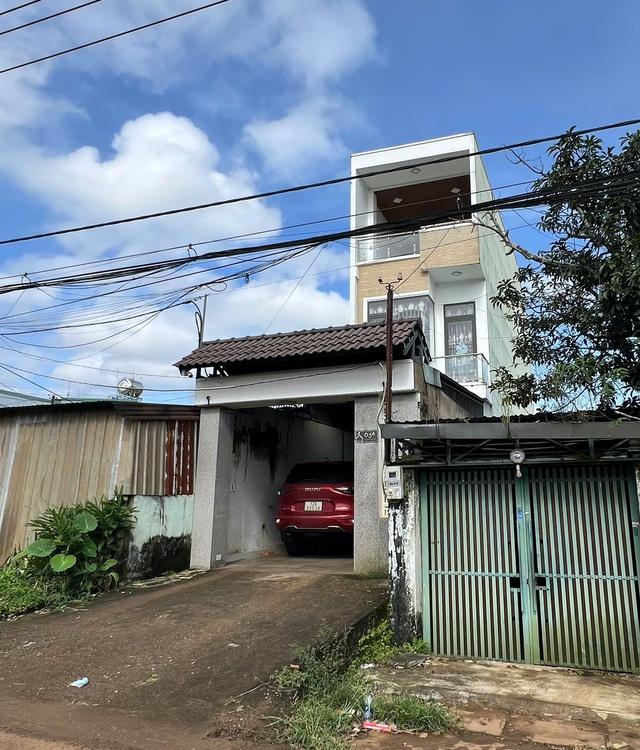 Khởi tố hai đối tượng làm giả hồ sơ cấp phép môi trường tại gia Lai - Ảnh 1.