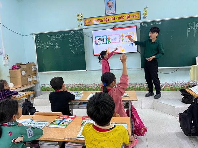 'Trái ngọt đầu mùa' từ tâm nguyện đào tạo giáo viên tiếng Anh cho Mèo Vạc - Ảnh 4.