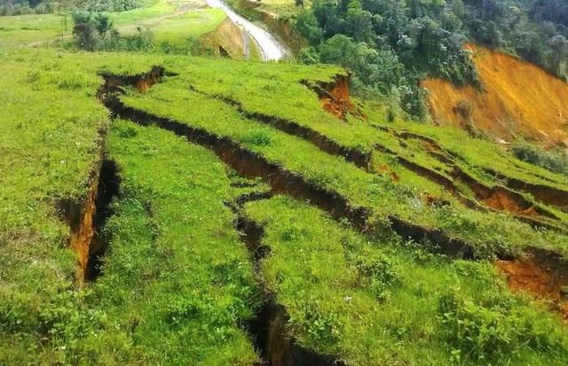Đà Nẵng: Bộ đội nhận nuôi 2 con của vợ chồng công an viên bị vùi lấp - Ảnh 3.