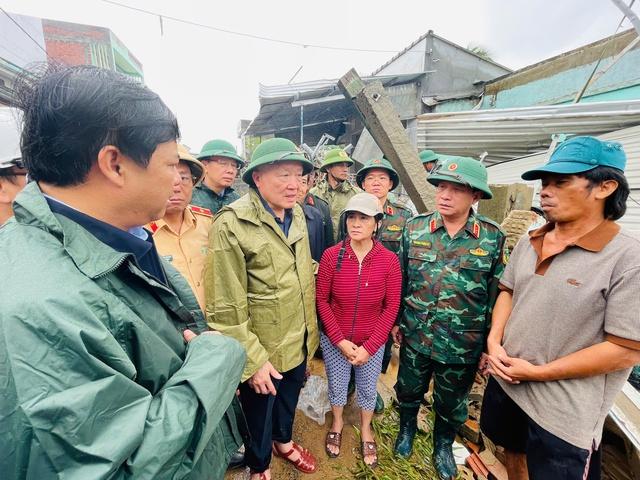 Phó thủ tướng Nguyễn Hòa Bình chỉ đạo khắc phục hậu quả mưa lũ tại Đắk Lắk- Ảnh 4.