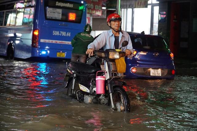 La Nina khiến mưa bão, rét đậm rét hại kéo dài
- Ảnh 1.