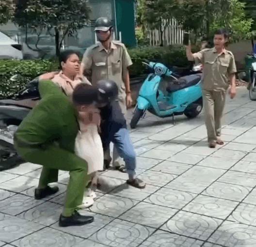 TP.HCM: 'Mưa tim' dành tặng chiến sĩ công an đưa sản phụ đi cấp cứu kịp thời- Ảnh 1.