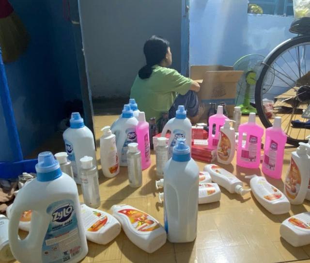 Bóc trần bẫy tuyển dụng gài bẫy người lao động nghèo tại TP . HCM - Ảnh 1.