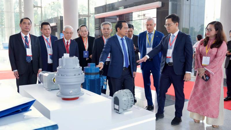 TP.HCM hướng tới vị thế siêu đô thị quốc tế của ASEAN- Ảnh 2.