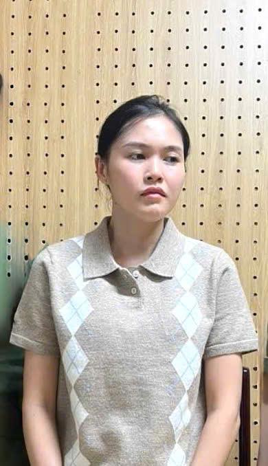 Khởi tố 2 người giả bác sĩ chữa bệnh trái phép cho hàng trăm người dân- Ảnh 1.